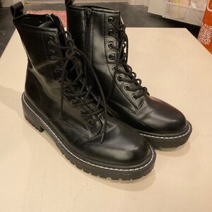 Ichigo Black Combat boots  Size 9M